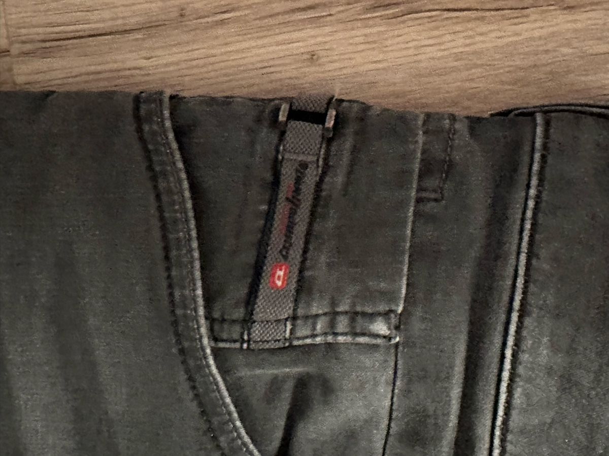 Diesel Jeans: Jeans Diesel – Usato da Othmarsingen venduto da milanac1 1