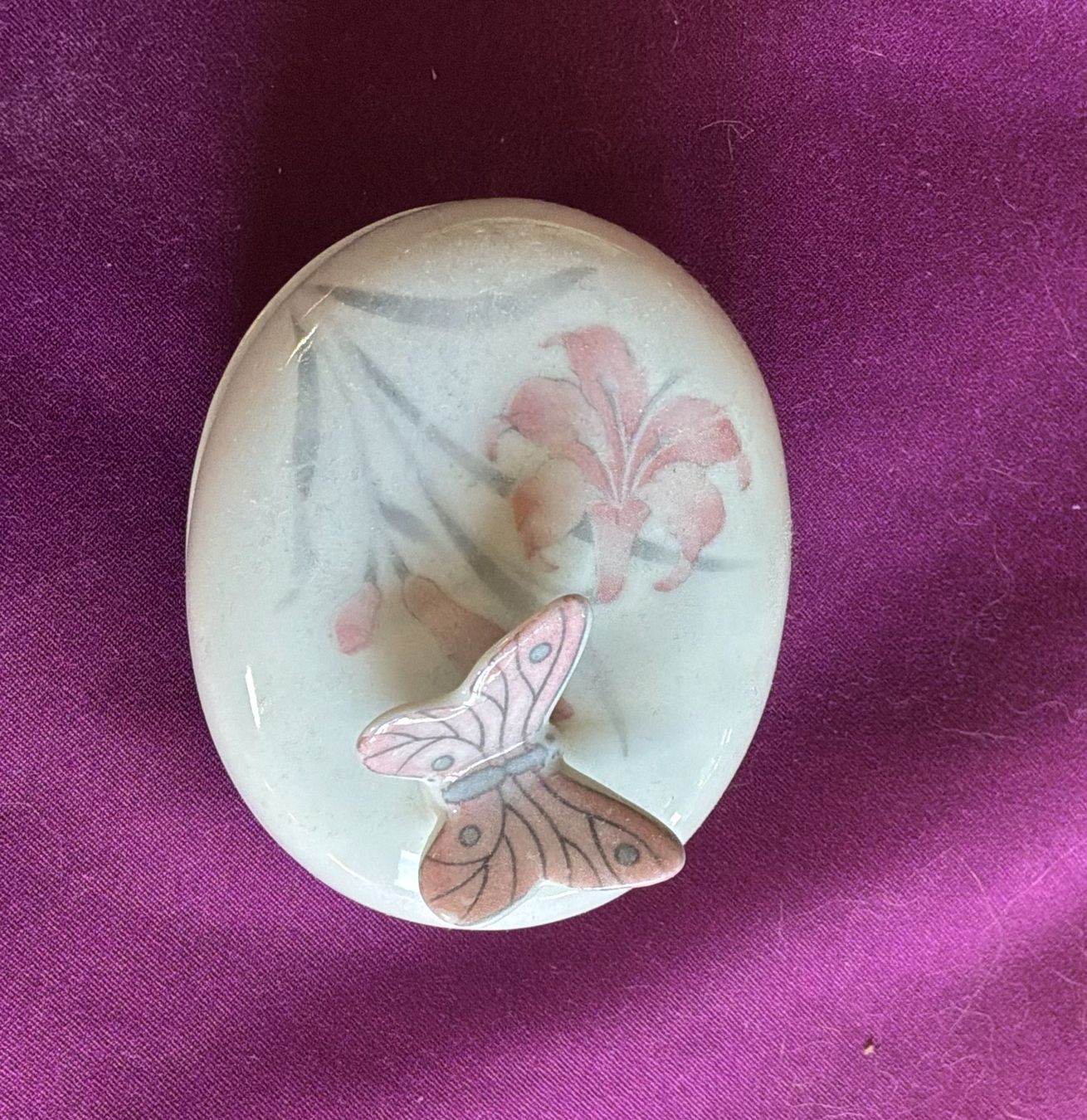 Tutte le decorazioni: Romantische Schmuckdose mit Schmetterling – Usato da Ebikon venduto da gra_mt9k 1