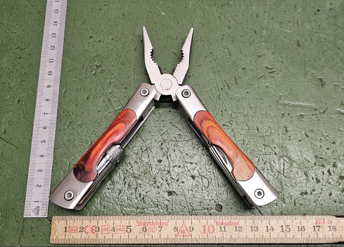 Tutti gli attrezzi: Multitool mir Holzgschale, neuwertig – Usato da Burgdorf venduto da gbergler33 7