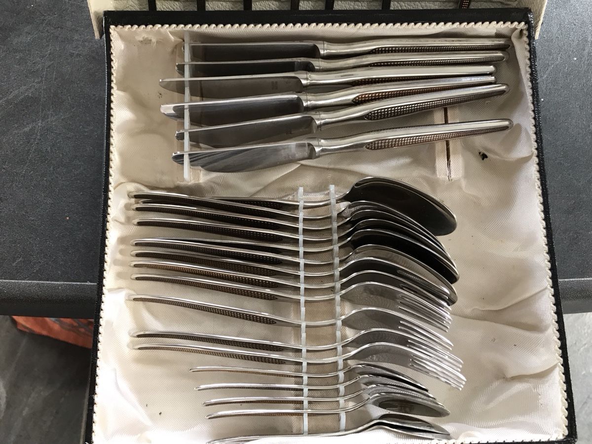 Set di posate: Besteck -Set Silber – Usato da Aarwangen venduto da sch_8s5v 1