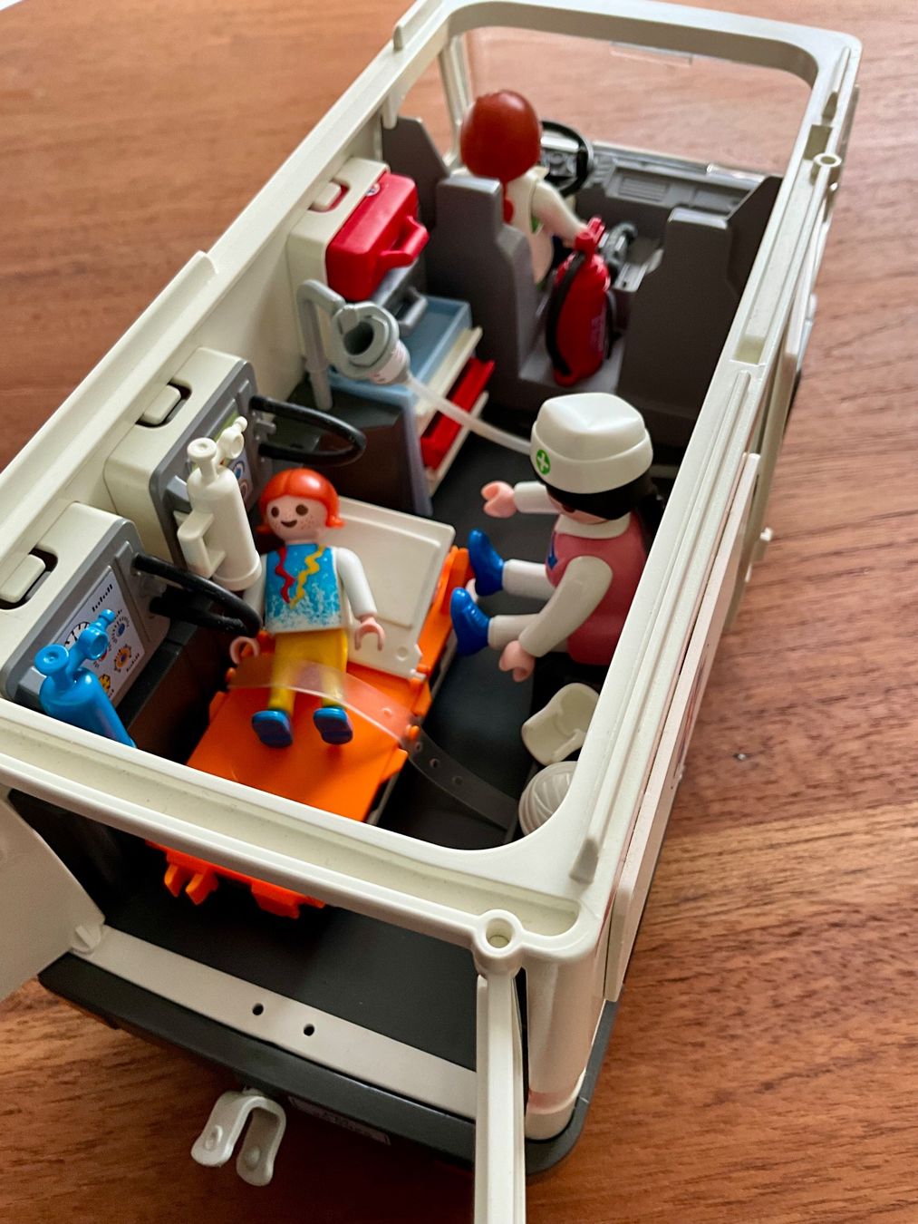 Playmobil Spielzeuge: Playmobil Rettungswagen mit Blaulicht – Gebraucht aus Davos Clavadel von panorama01 3