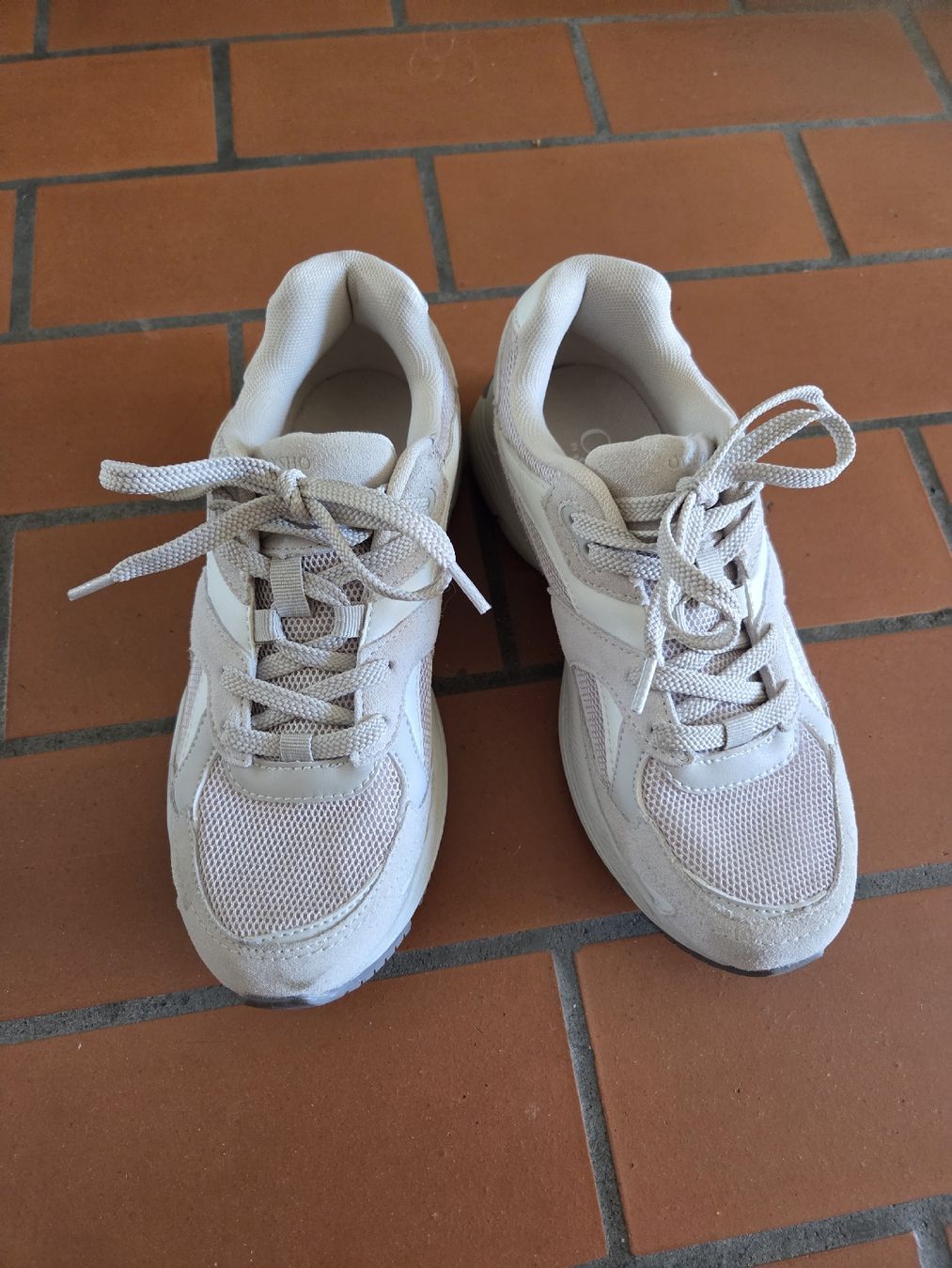 Oysho Scarpe da donna: Oysho Sneakers – Usato da Zürich venduto da PatriciaAnna
