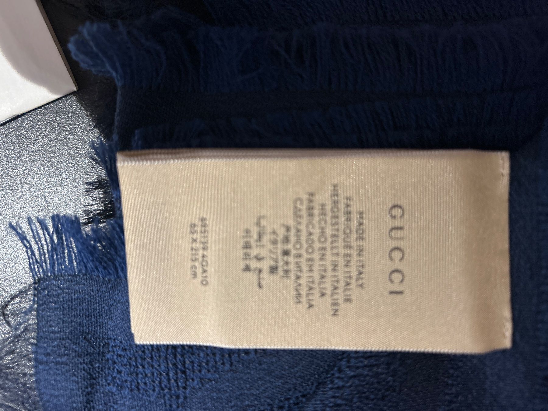Gucci Foulard & Sciarpe: Écharpe Gucci Unisex – Nuovo (secondo la descrizione) da Pully venduto da rosipa 4