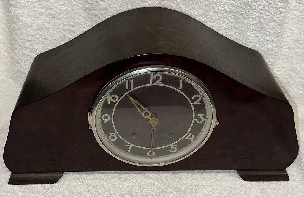 Orologi da terra & Orologi da parete: Antike Kaminuhr Westminster – Usato da Bern venduto da baerschtu