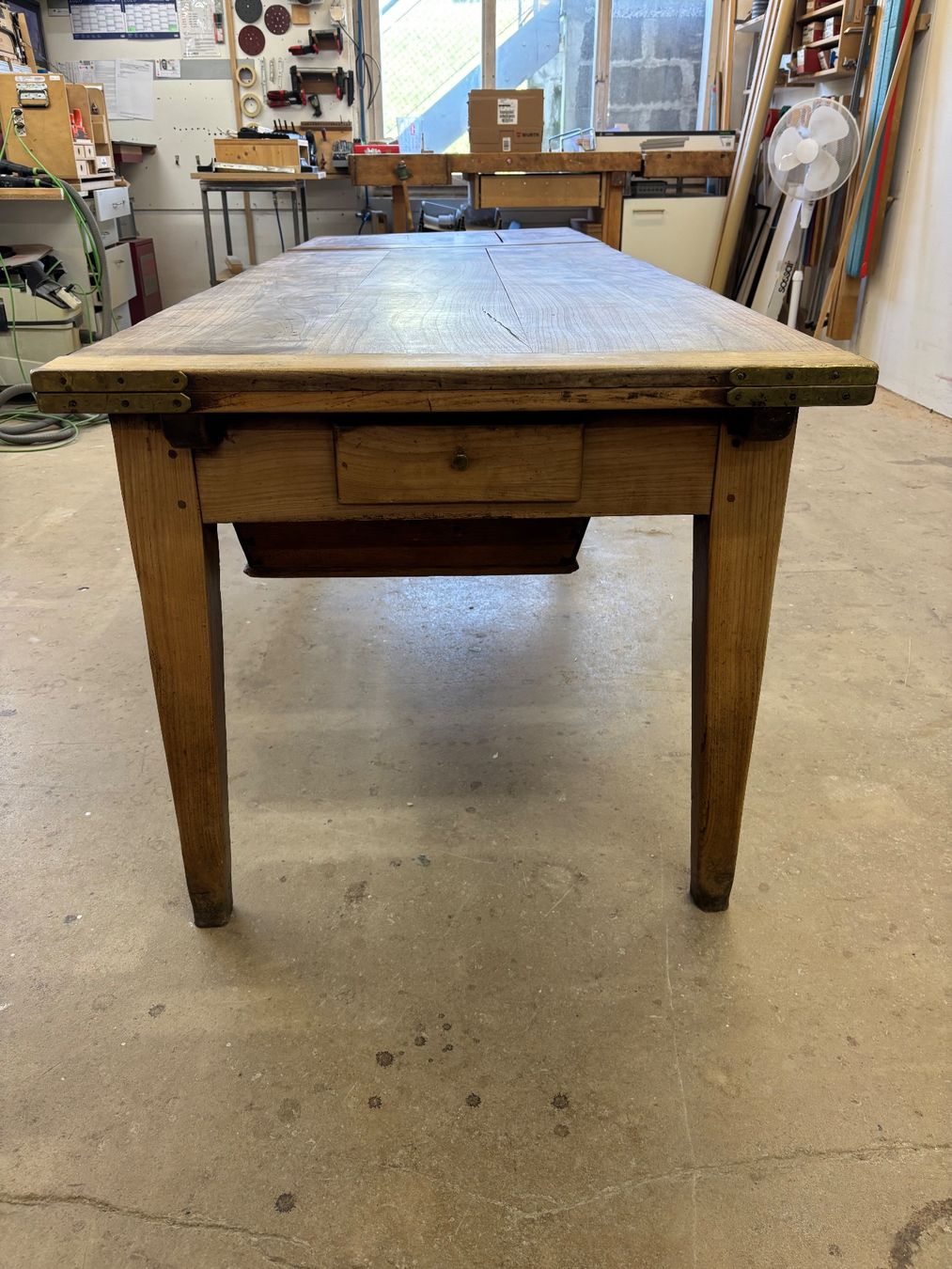 Tavoli: Bauerntisch antik 19Jh. / Kirschbaum – Usato da Münsingen venduto da chr_vl6w 4