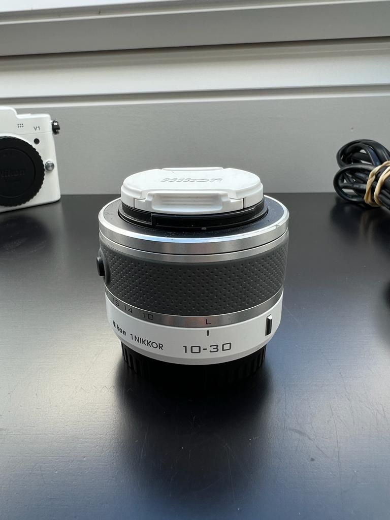 Nikon Fotocamera: Nikon 1 V1 Kamera – Usato da Neukirch / Egnach venduto da Taucher68 3