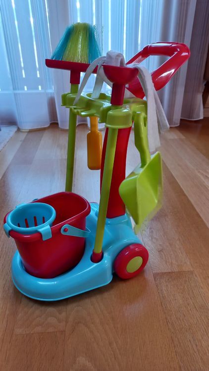 Giocattoli: Kinder Putzwagen Set Spielzeug ab 2 Jahr – Usato da Leukerbad venduto da vwgolf01 1