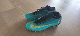 neuwertige Fussballschuh Nike