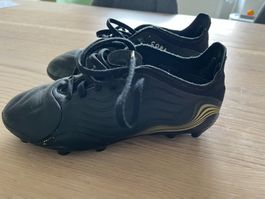 Fussballschuh Adidas Gr. 35.5