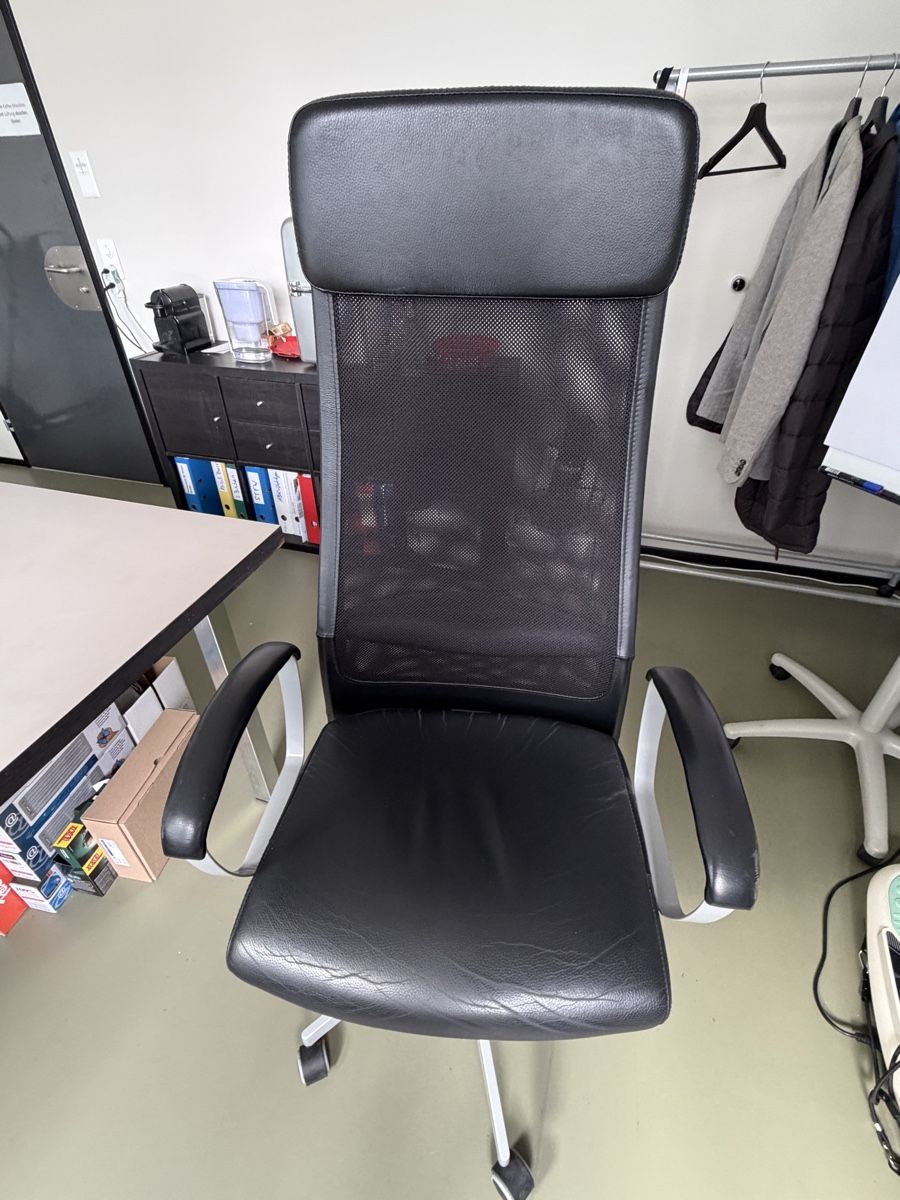 Sedie: Bequeme Bürostühle – Usato da Dübendorf venduto da Billi37