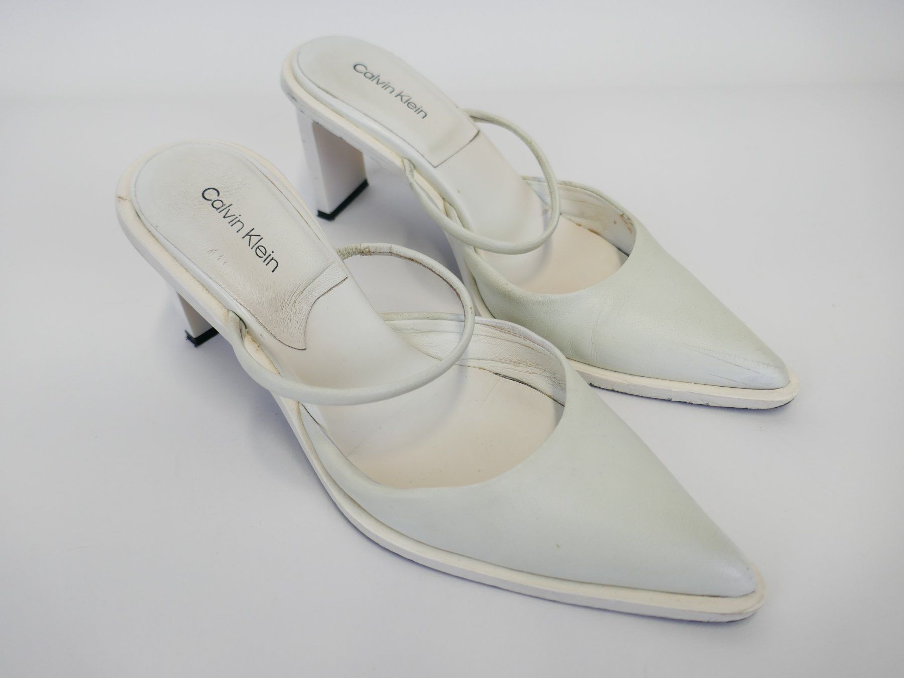 Calvin Klein Scarpe da donna: Calvin Klein Pumps Gr. 38 – Usato da Urtenen-Schönbühl venduto da Restwert_Schoenbuehl 3