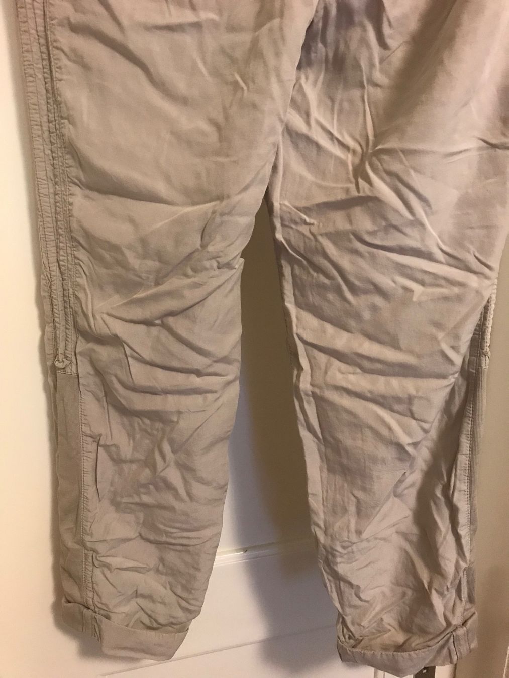 Marc Cain Hosen: Marc Cain leichte Sommerhose, Khaki, Gr. 4 – Gebraucht aus Niederteufen von mix18 4
