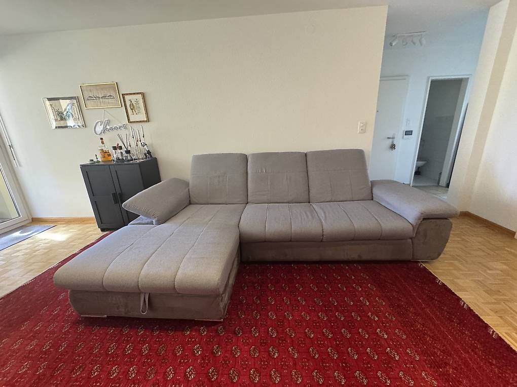 Sofas: L-Sofa mit Schlaffunktion – Gebraucht aus Basel von Ducky52
