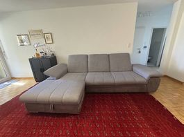 L-Sofa mit Schlaffunktion