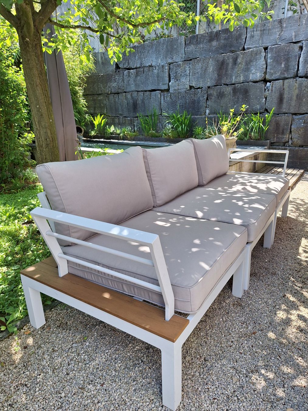 Divani: Outdoor Couch / Sitzgruppe mit 3 Modulen inkl. Stoffkissen – Usato da Küssnacht am Rigi venduto da mobili2u