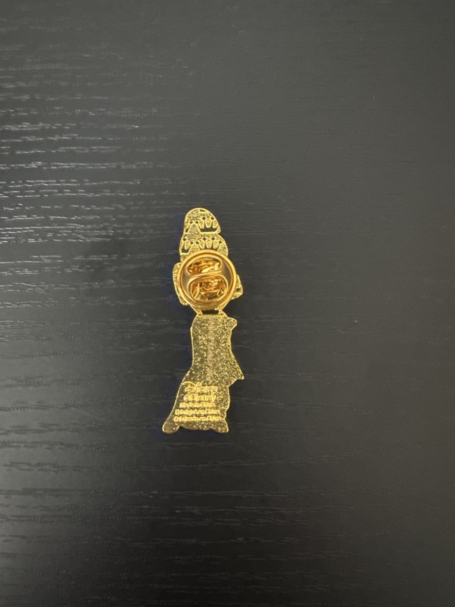 Placchette & Badge: Loungefly - Megara Pin, Hercules Disney Pin – Nuovo (secondo la descrizione) da wynigen venduto da Birnenmus 1