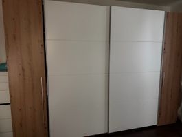 Kleiderschrank Schwebetüren weiss Holzoptik Breite 270 cm