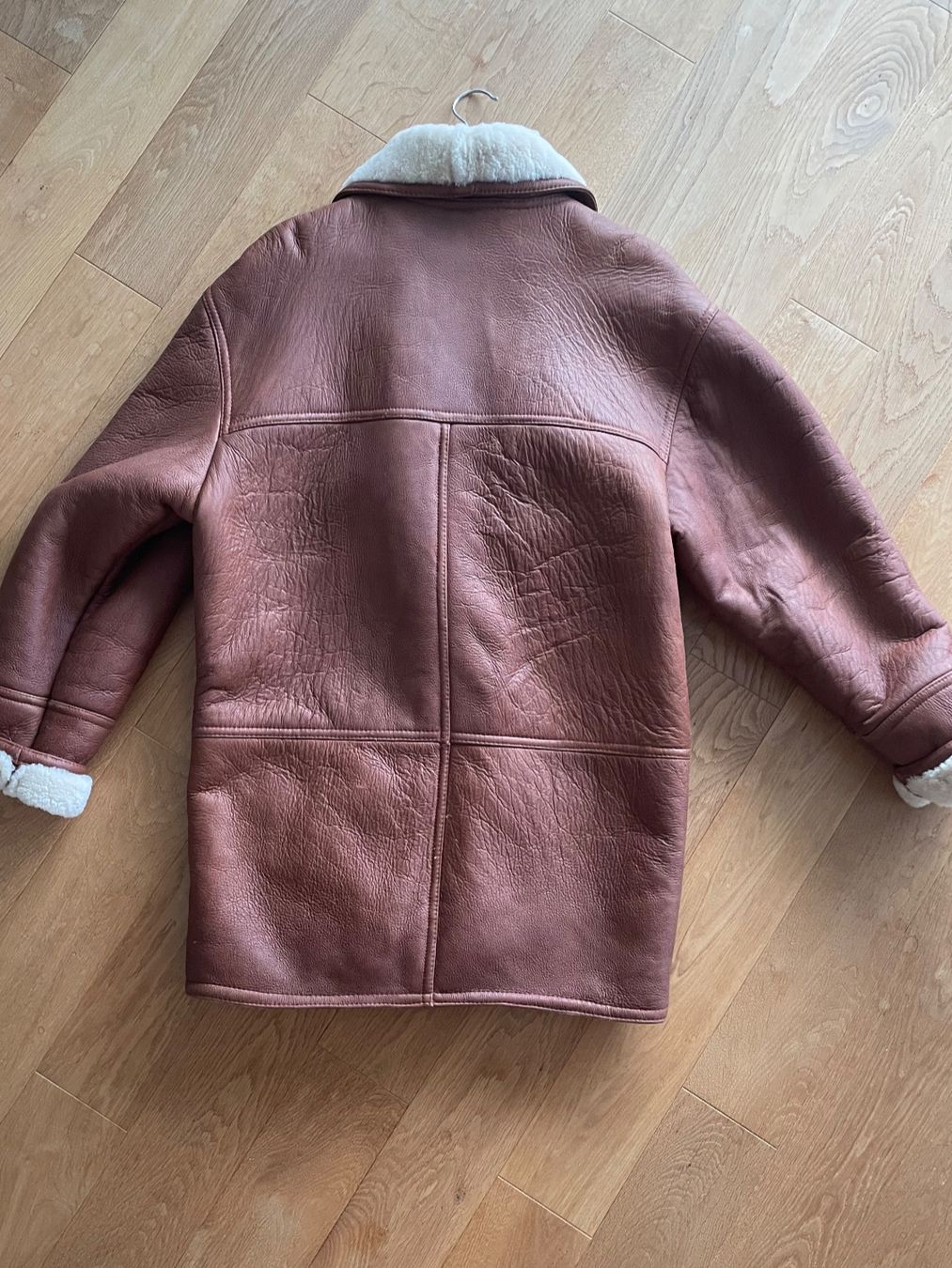 Giacche: Winterjacke Schaaffell – Usato da Lugnorre venduto da design98 3
