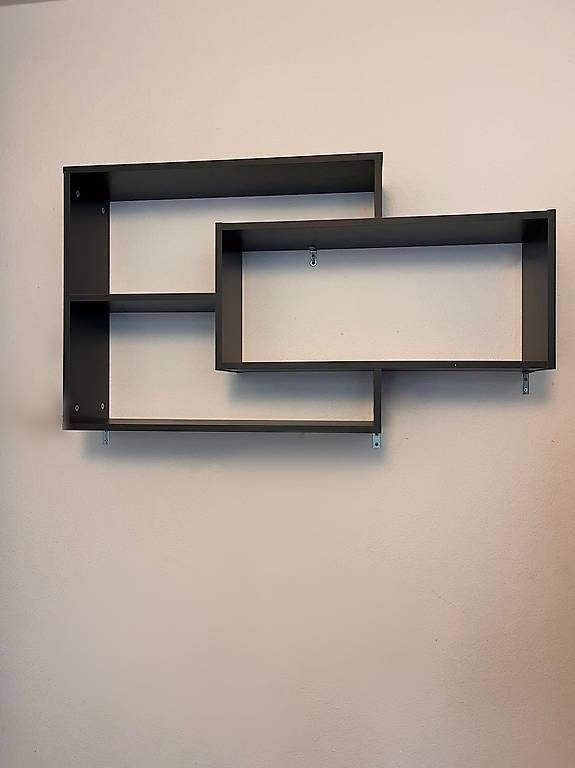 Regale: Étagère murale design rectangulaire en bois – Gebraucht aus Genève von Jakblakjak