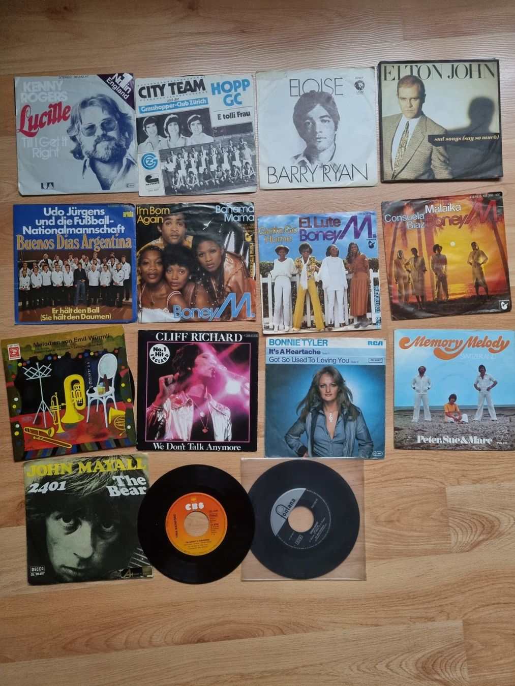 Dischi in vinile: Singles verschiedenen Bands Sänger – Difettoso da Wädenswil venduto da Patriots