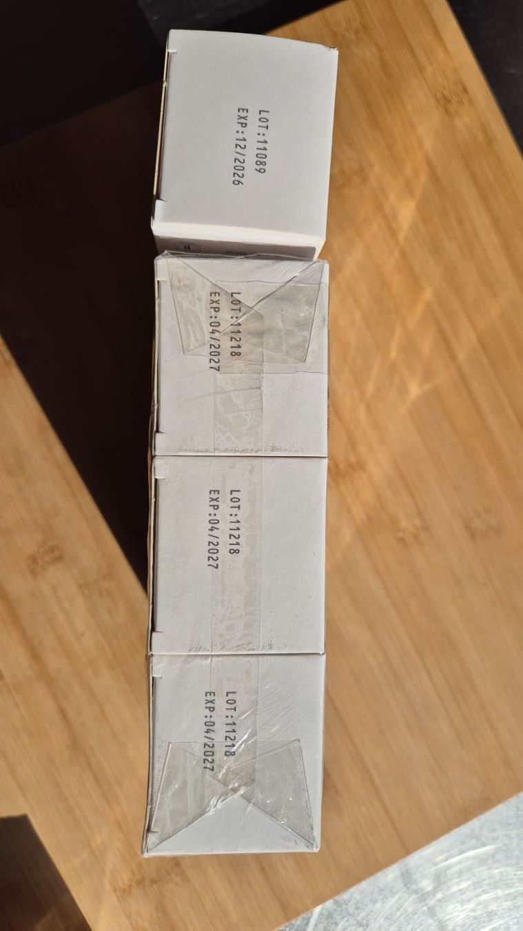 Altro per la cura del corpo: Oestrogel Estradiolum Dispenser 4x 80 g – Nuovo e nell'imballaggio originale da Rüdlingen venduto da mal_9hx9 2