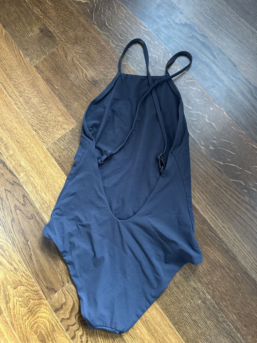 Massimo Dutti Costumi da bagno & Bikini: Massimo Dutti Badekleid – Nuovo (secondo la descrizione) da Küssnacht am Rigi venduto da annine.l. 2