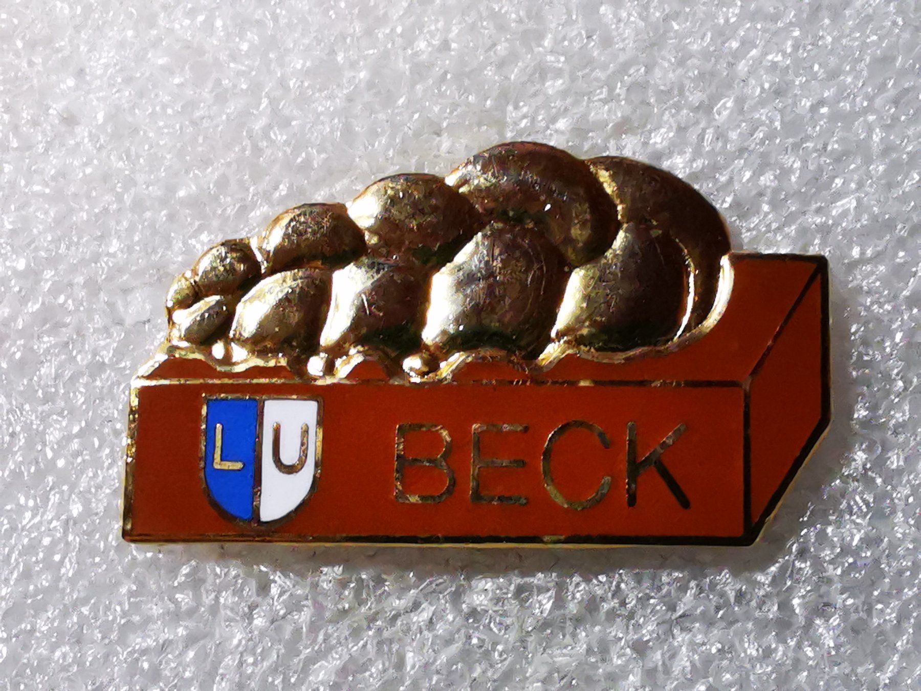 Placchette & Badge: Ansteckpin 60: Luzerner Beck – Usato da Oppligen venduto da Pin-Fall-Shop