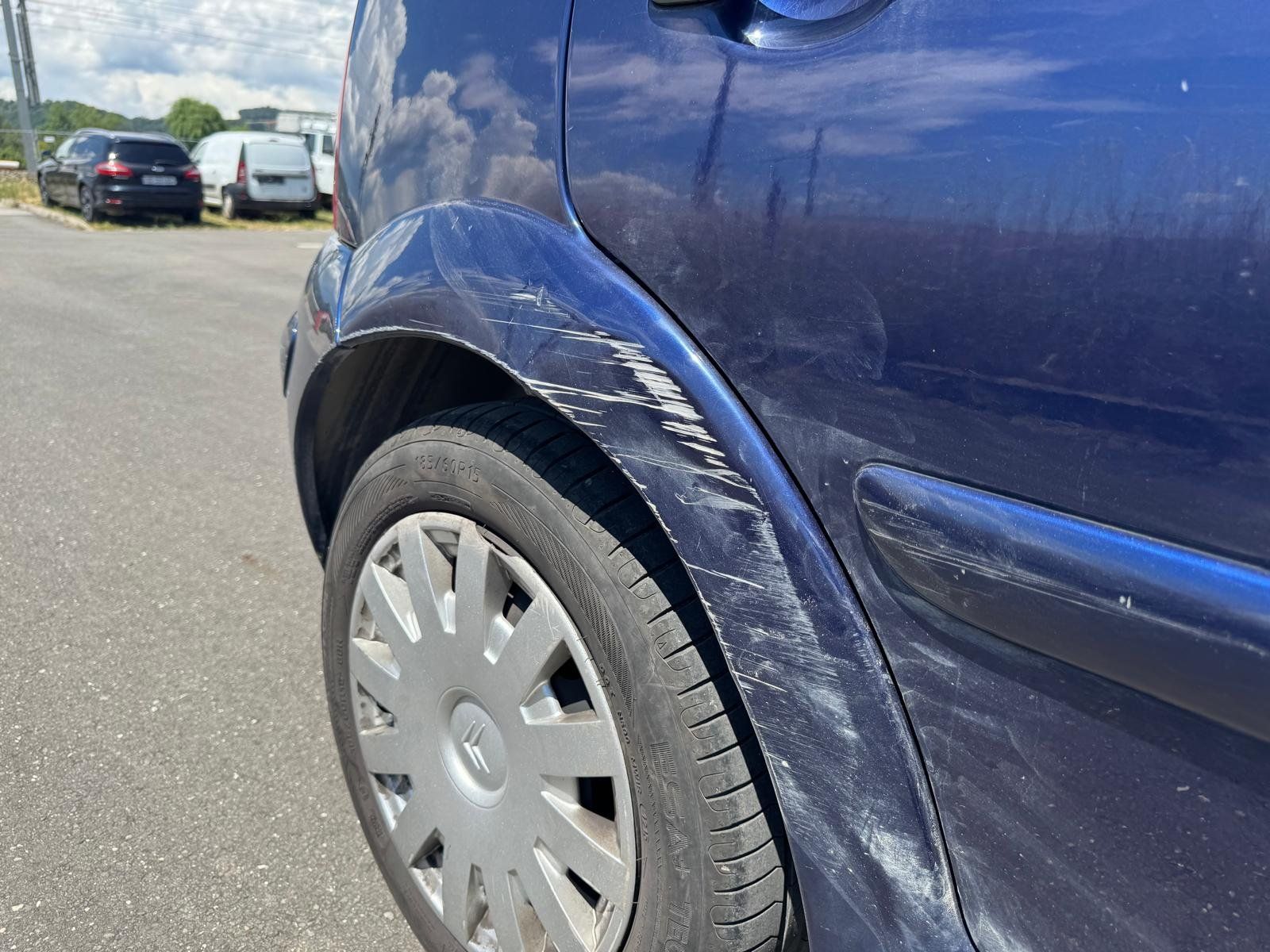 Citroën Automobili: Citroen C3 1.4 i Manuel – Usato da Gland venduto da Duvernay01 7
