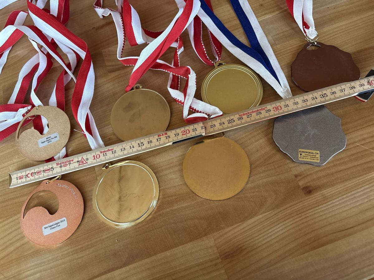 Medaglie: 8 Medallien – Usato da Rümlang venduto da SchumBru10 2