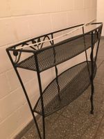 Metall-Blumenregal mit Rankenmuster -Deko für Balkon