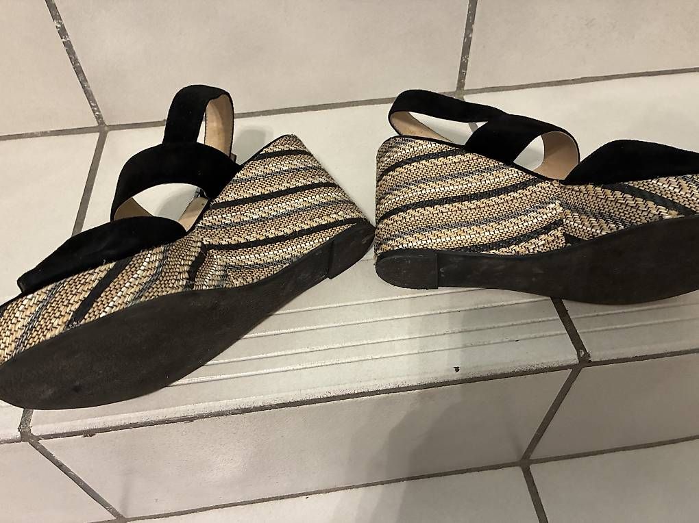 Damenschuhe: Vendo sandali – Gebraucht aus Losone von car_2cl8 1