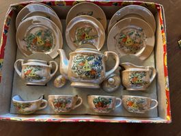 Altes, gebrauchtes Kinderspiel - Geschirr 50 er
