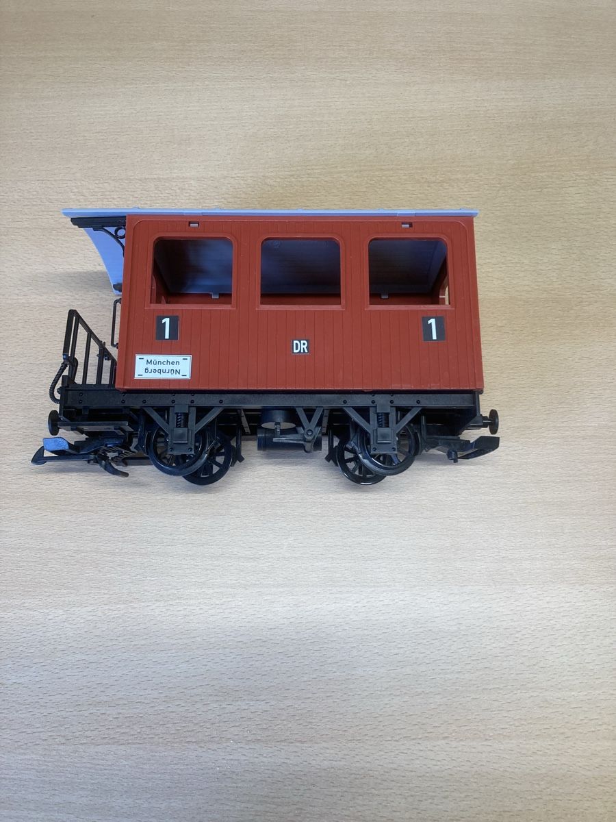 LGB Modelleisenbahnen: LGB Wagen – Gebraucht aus Niederuzwil von Miami1999