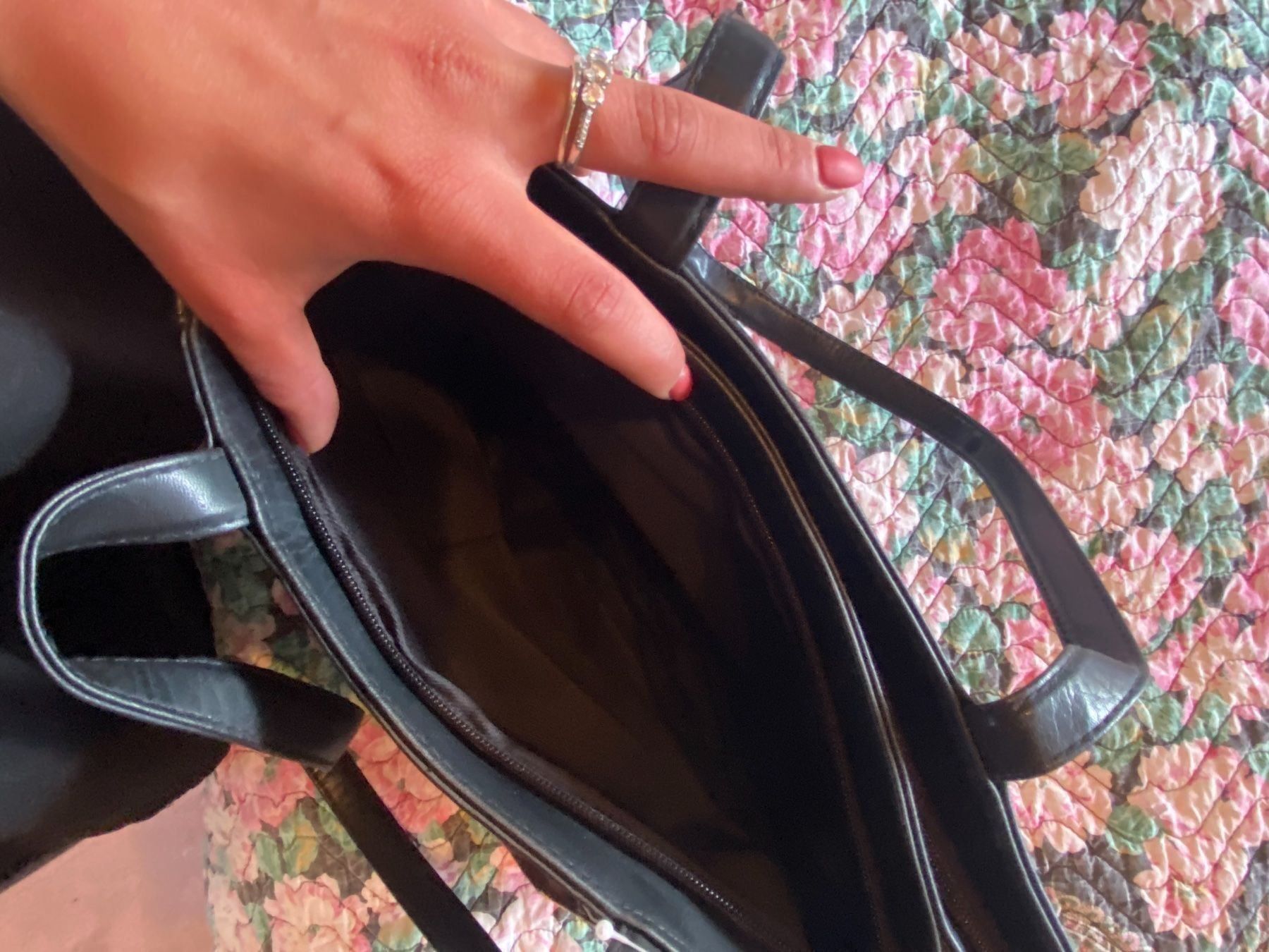 Borse da donna: Neue schwarze Handtasche – Nuovo (secondo la descrizione) da Fischenthal venduto da Victoria_fischenthal 4