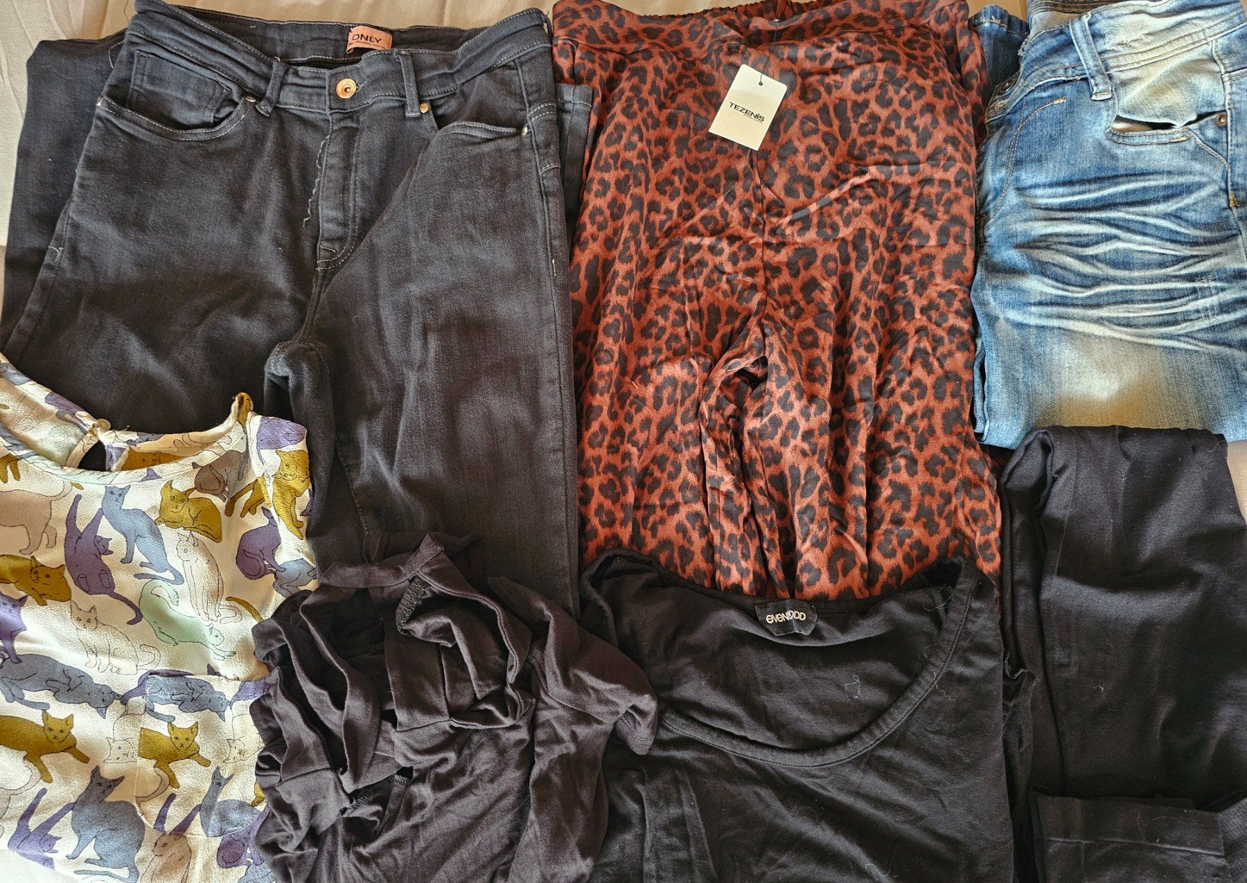 Kleiderpakete: Kleiderpaket über100 Teile Gr M/L – Neu (gemäss Beschreibung) aus Grabs von Sunnewis-2 8