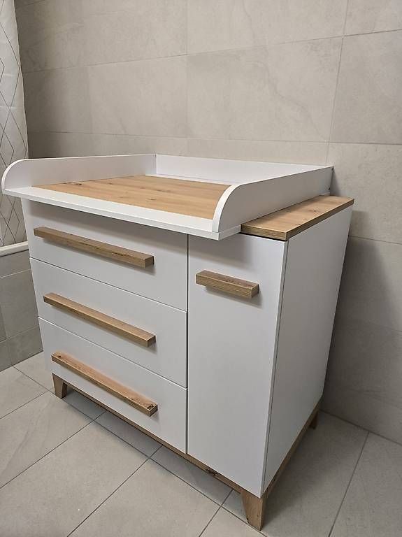 Fasciatoi & Accessori: magnifique commode / table à langer – Nuovo e nell'imballaggio originale da Châtel-St-Denis venduto da Gdch 2