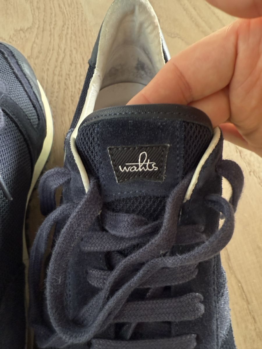 Scarpe da uomo: Wahts Schuhe, Grösse 43, Dunkelblau – Usato da Birmensdorf ZH venduto da nin.am 2