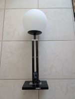 Lampe JJ S mit Schirm und Glühbirne sehr guter Zustand.