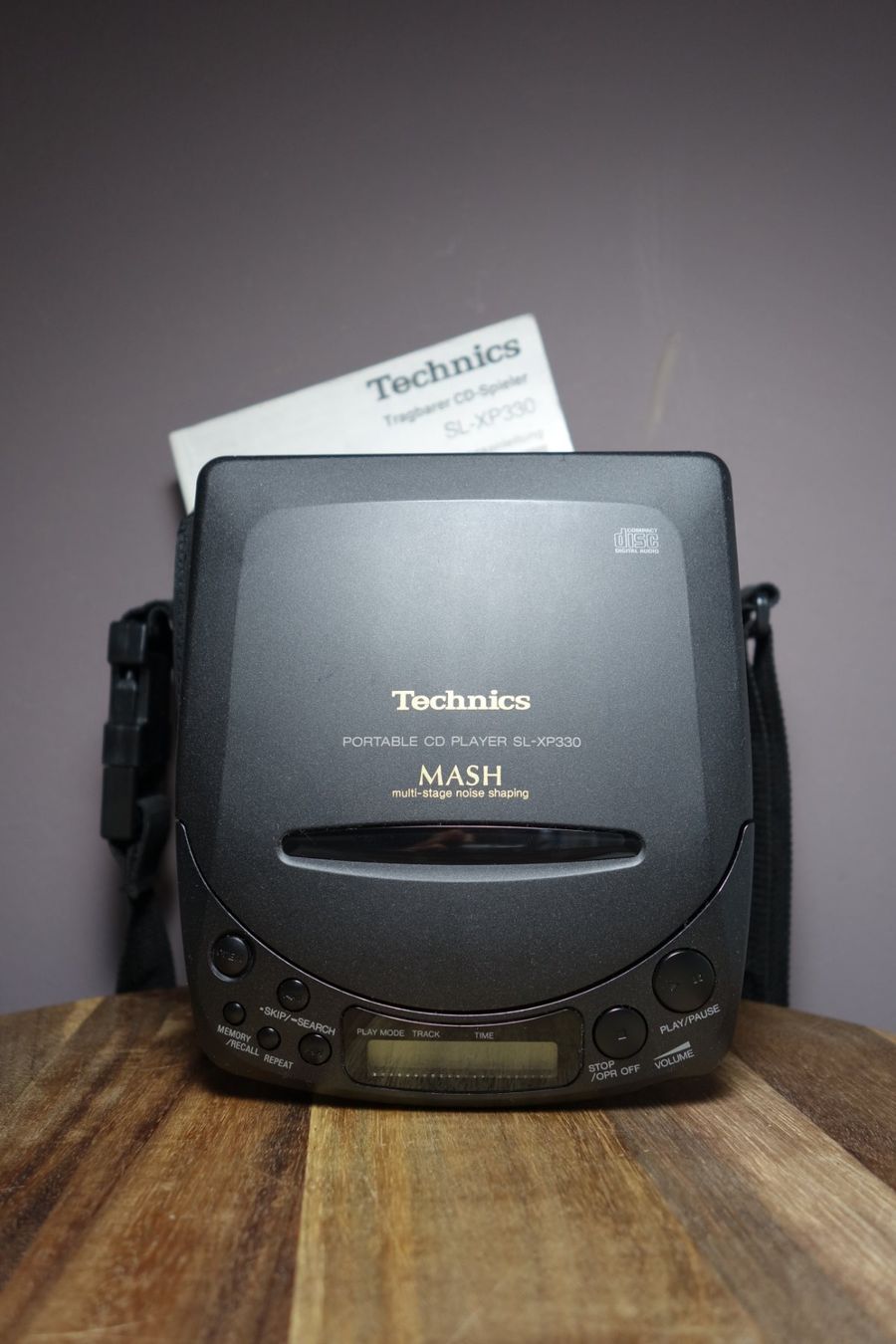 Lettore multimediale portatile: Technics SL-XP330 – Usato da Bern venduto da Phandora