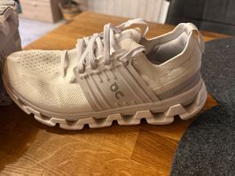 ON Laufschuhe Grösse 40