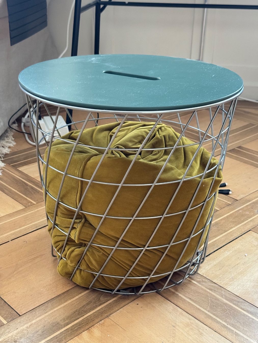 Tische: IKEA KIVSTBRO Table – Gebraucht aus Uster von jap_k7fq