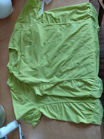 3 Trikot gr. M
