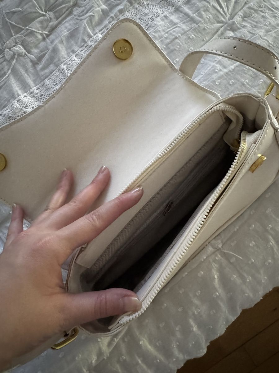 Shein Taschen für Damen: Weisse Schultertasche Shein – Gebraucht aus St. Gallen von mic_y2tq 2