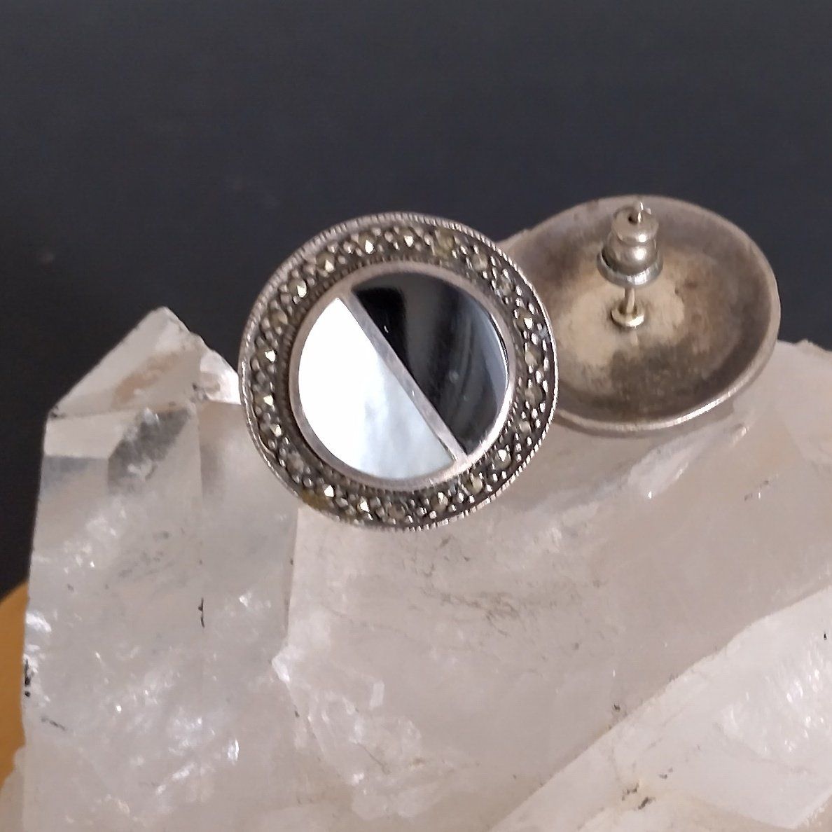Orecchini pendenti & Orecchini a lobo: OHRRINGE SILBER 925 MIT MARKASITEN ONYX UND  PERLMUTT – Usato da Romanshorn venduto da Glitzer-Paradies 4