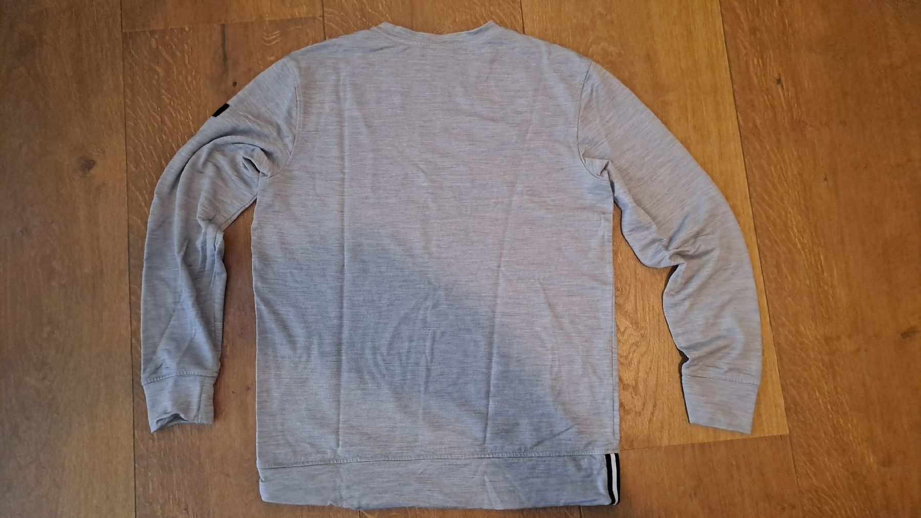 Mons Royale Pulls & Sweat-shirts: mons royale merino crew, L – D'occasion à Emmenbrücke par jkuster 2
