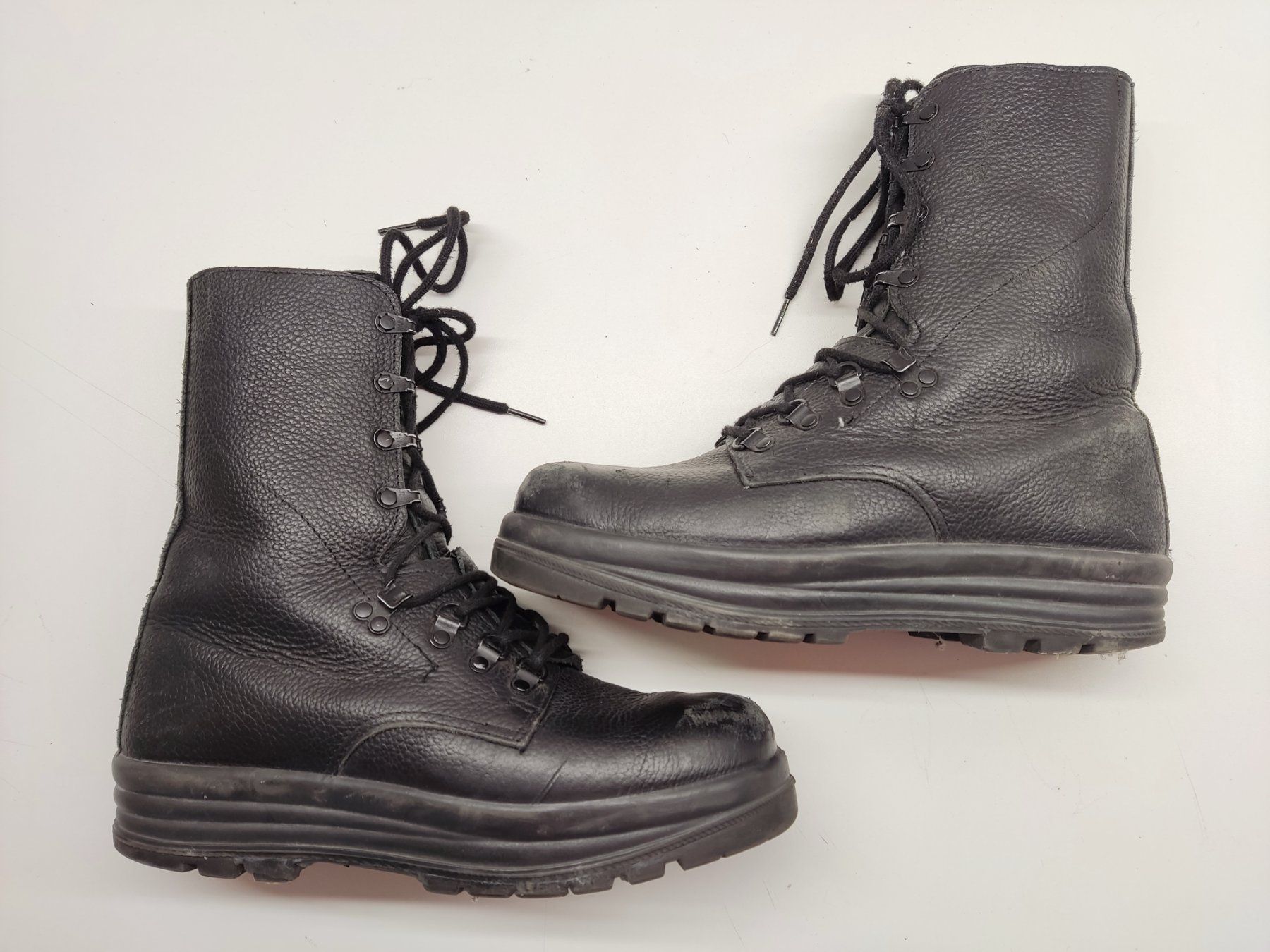 Schweizer Armee Scarpe da uomo: Kampstiefel Minerva Grösse 290 / 7 = EU 44 – Usato da Bern venduto da wratter 1