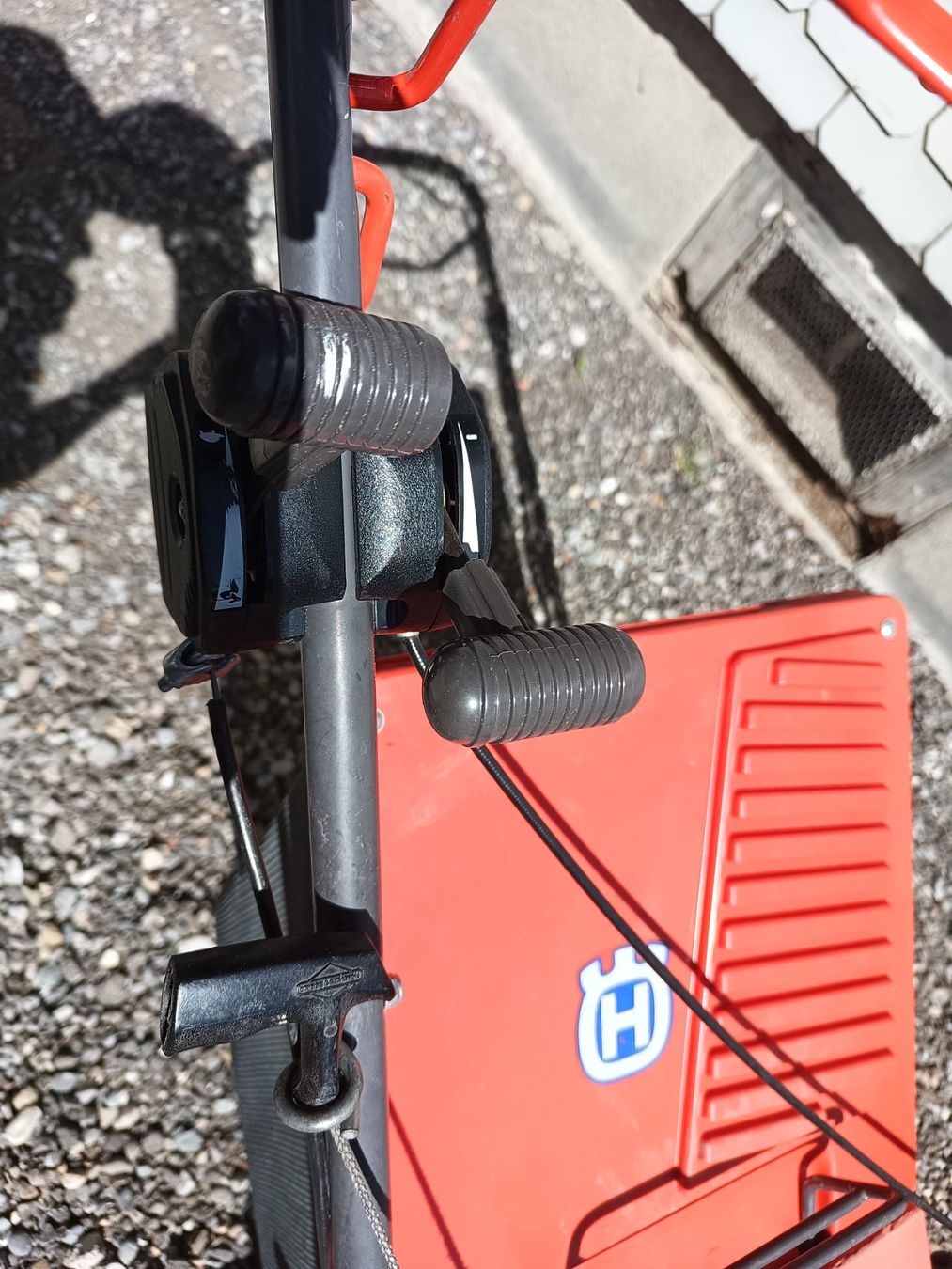 Husqvarna Tagliaerba: Husqvarna Rasenmäher – Usato da Oberegg venduto da A-Z.Handel.Loehrer 5