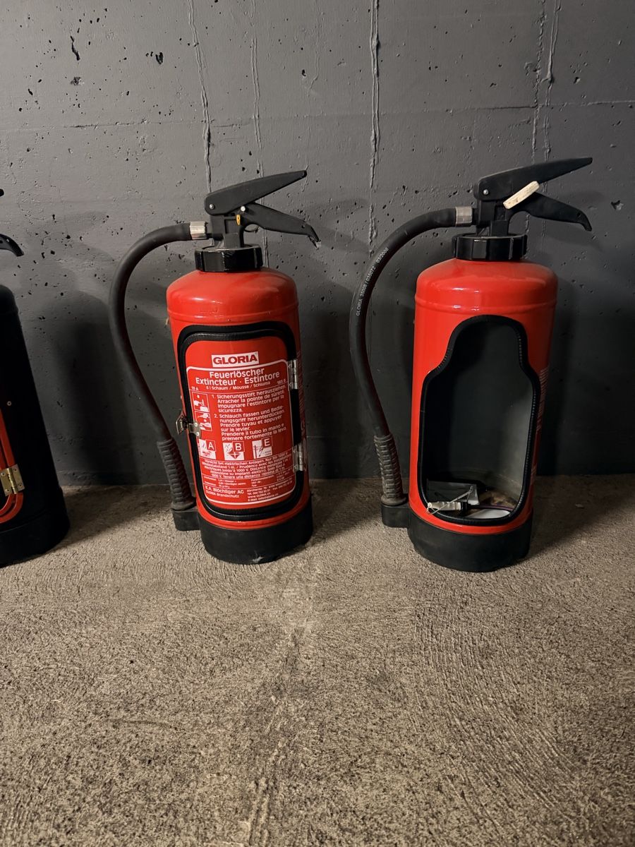 Estintori: Feuerlöscher – Nuovo (secondo la descrizione) da Bülach venduto da Kadafmafia 1