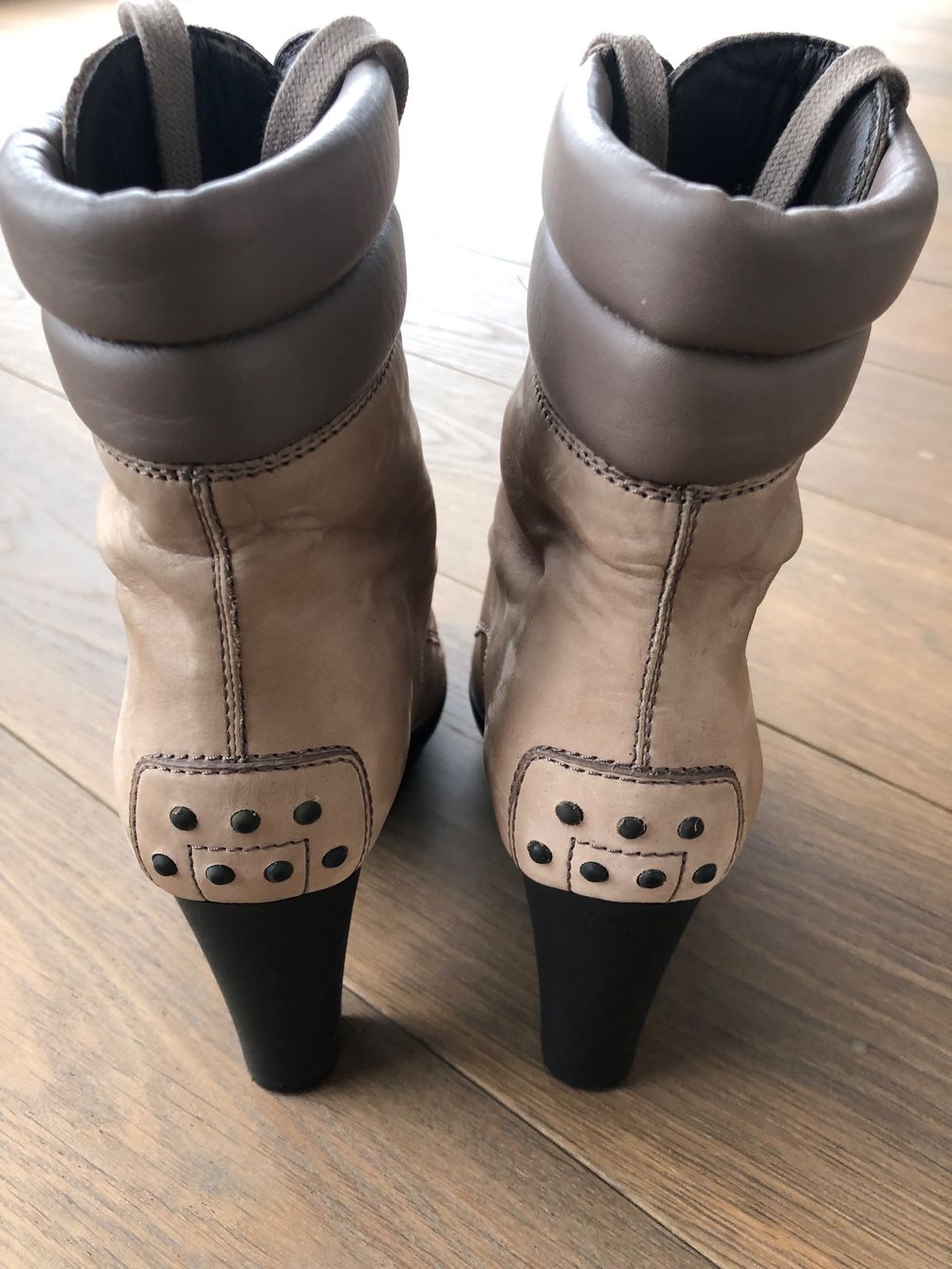 Tod'S Scarpe da donna: Tod's Ankle  Boots – Usato da Berneck venduto da nin_28db 1