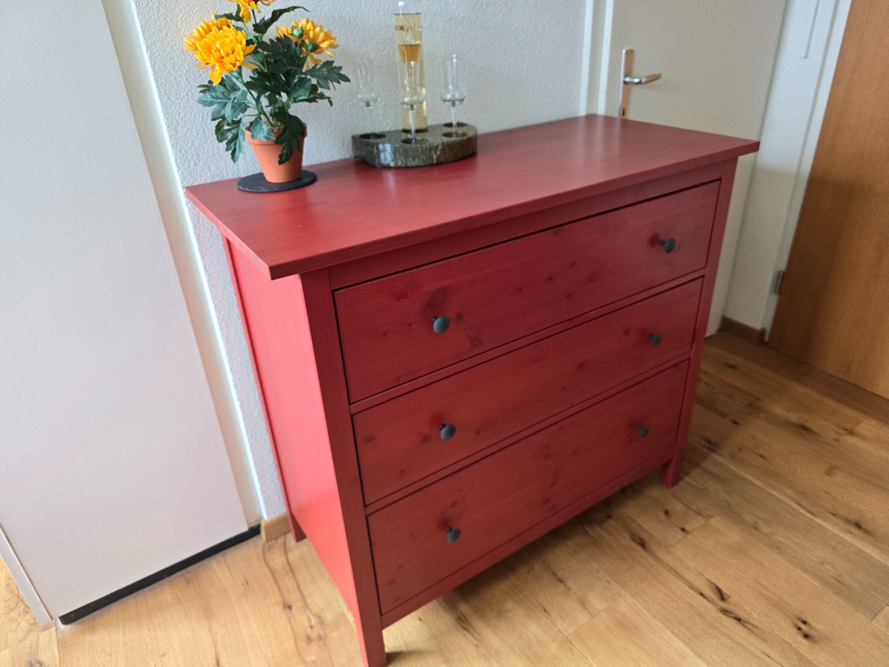 Ikea Commodes: HEMNES Kommode – D'occasion à Oberwil b. Zug par guenstig100